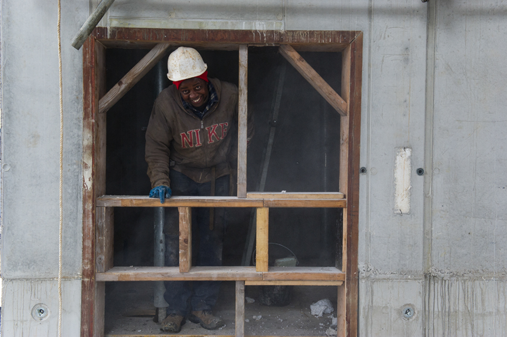 entreprise-loi.fr construction de la tour d'ascenseur du CHU kremlin bicêtre