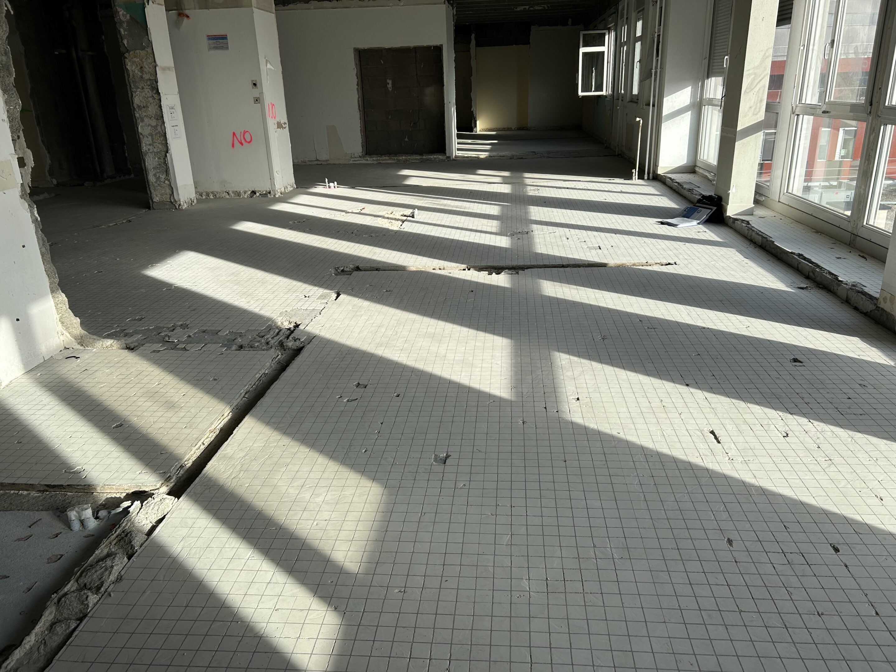 La restructuration et l'aménagement du service de psychiatrie de l'Hôpital par l'Entreprise Loï